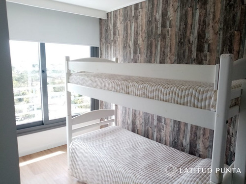 Imagen 7 de 16 de Apartamento En Alexander Boulevard, 2 Dormitorios