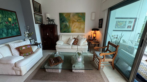 Condo For Sale With Panoramic View In Cancún Hotel Zone