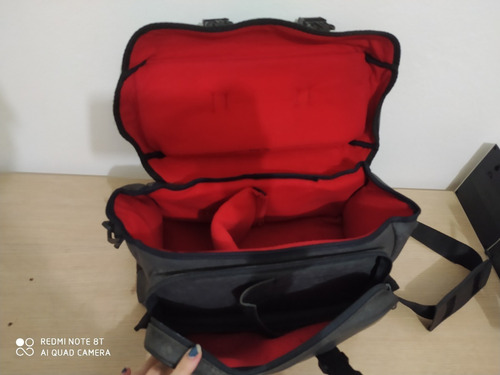 Bolsa Mala Para Camera Lentes E Acessorios Com Divisórias