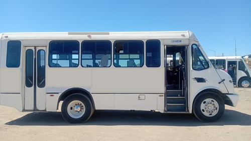 Camion Mercedez Benz 904 Modelo 2006 De 29 Pasajeros