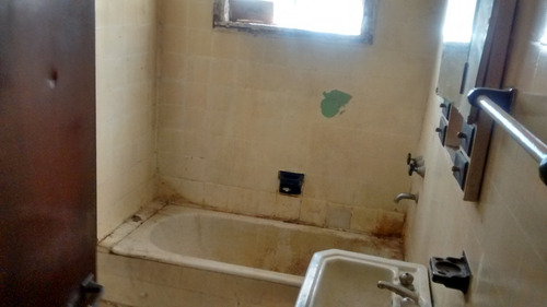 Imagen 9 de 19 de Casa Tipo Chalet A Refaccionar