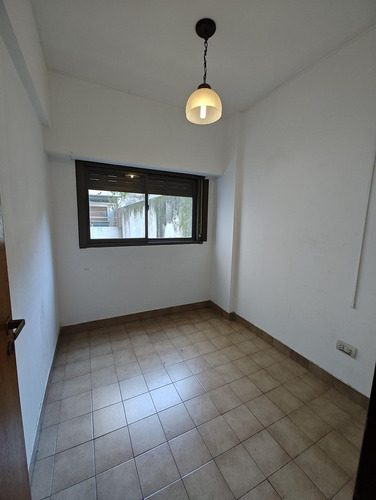 Departamento 2 Dormitorios, Patio - Italia 800 - Centro Rosario | Venta
