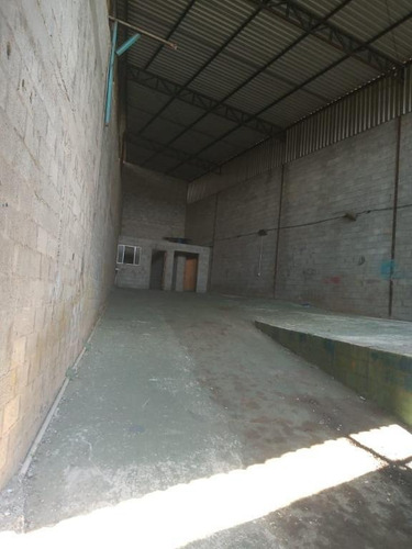 Galpão Para Alugar, 250 M² Por R$ 3.200,00/mês - Tremembe - São Paulo/sp - Ga0222