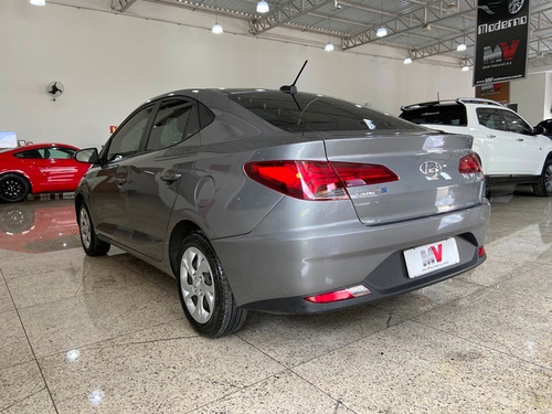 Imagem 6 de 8 de Hyundai Hb20s Vision 1.6
