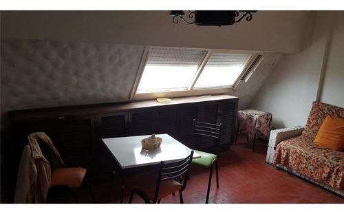 Imagen 4 de 11 de Venta Departamento De 2 Amb Floresta Terraza Propia