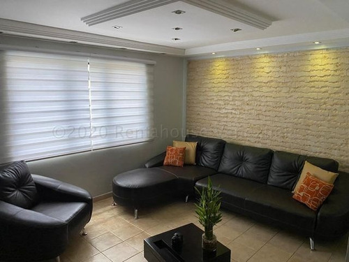 Imagen 2 de 22 de Casa En Venta El Parral Valencia Carabobo 22-19167 Gerardo Guillen Rent A House