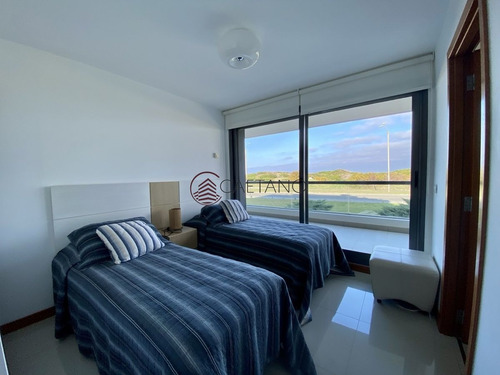 Imagen 11 de 28 de Espectacular Apartamento Ubicado En La Brava - Punta Del Este Brava