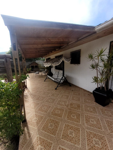 Casa Ubicada En Pje. Trape Esquina Bahia Mansa Algarrobo