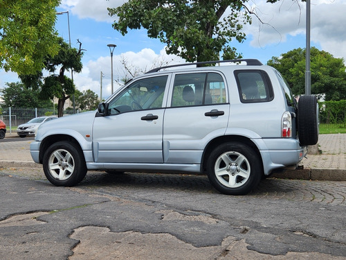 Suzuki Grand Vitara 2.0 Mt