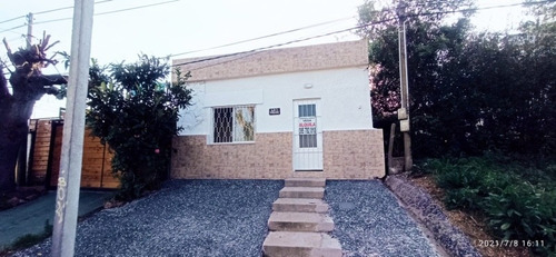 Imagen 1 de 13 de Alquilo Casa 2 Dormitorios