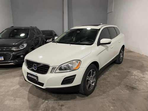 Imagen 1 de 16 de Volvo Xc60 2012 3.0 T6 Awd High 304cv