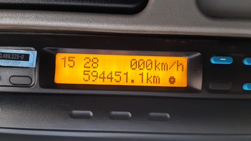 Imagem 11 de 15 de Mb Axor 1933 2010 Toco