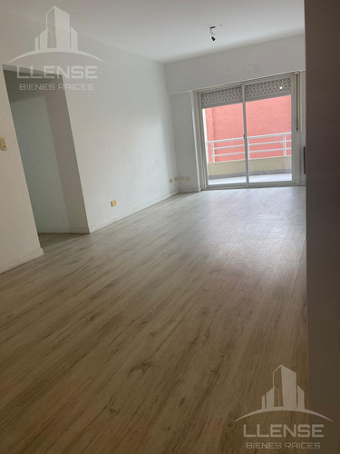 Departamento 4 Ambientes Con Cochera En Venta - Alquilado Hasta Enero 2027 - Torres De Fierro - Bernal