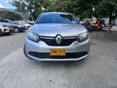 Renault Logan 1.6 Privilege