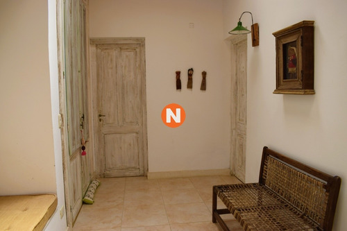 Venta Excelente Casa En El Quijote Chacras- Ref: 217916