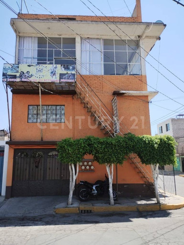 Casa En Venta, Valle De Los Reyes 1a Sección, La Paz.