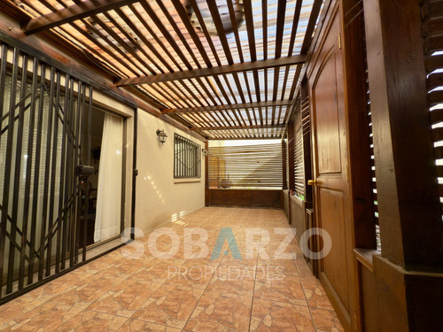 Rebajada Casa En Venta En Condominio Lomas De San Sebastián