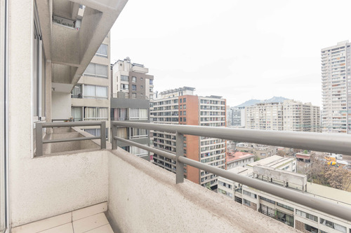 Edificio Mario Kreutzberger Vista Surponiente Piso 13