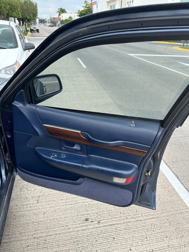 Ford Grand Marquis Ls Análogo At