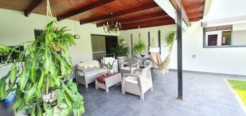 Venta Casa Funes Cantegril 2 Dormitorios Pileta