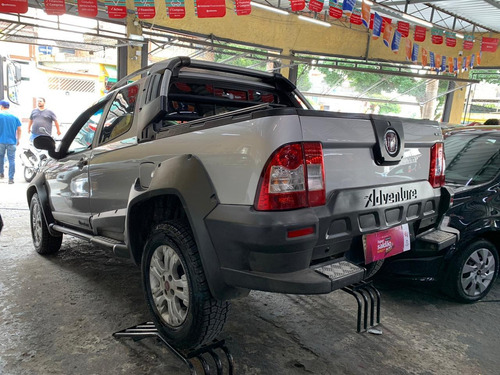 Fiat Strada 2011 1.8 16v Adventure Cab. Dupla Flex 2p