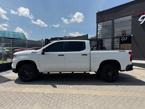 Chevrolet Silverado 5.3 Z71 4X4 At