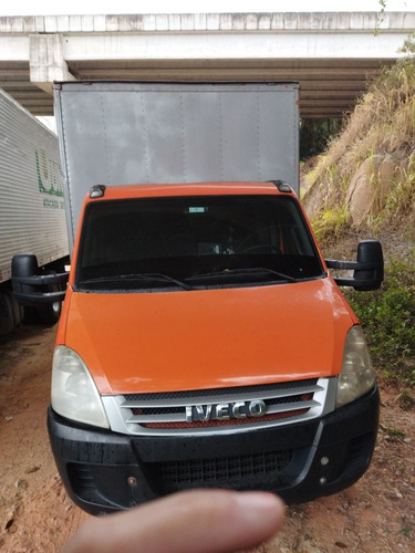 Imagem 13 de 15 de Iveco Dailly70c16