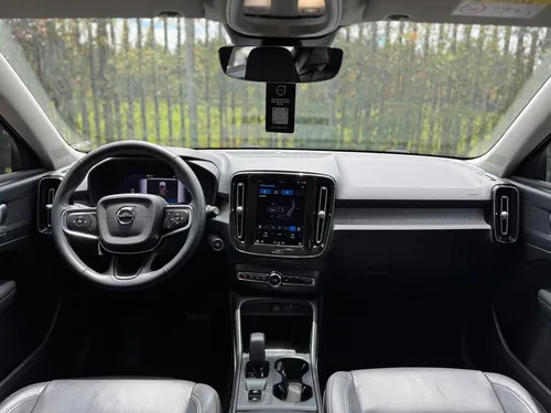 Volvo XC40 B4 Hybrid