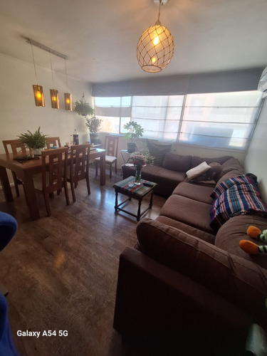 Departamento 5° Piso, Jacuzzi / A/c | Venta