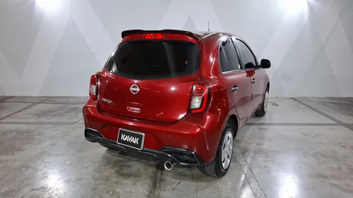 Nissan March 1.6 Sense