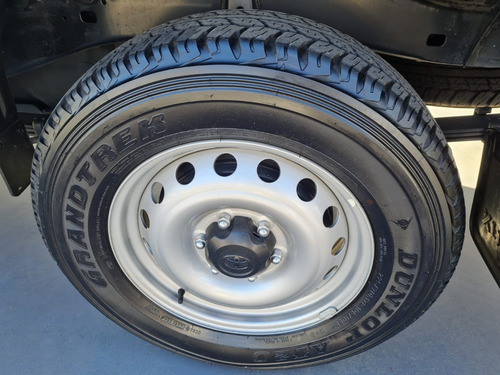 Imagen 16 de 16 de Toyota Hilux Dx 4x2 2021
