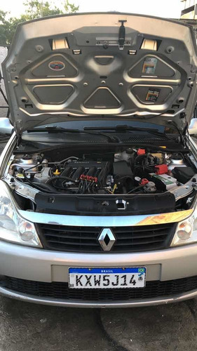 Renault Symbol 2013 1.6 16v Privilège Hi-flex 4p