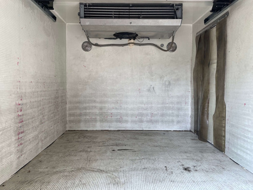 Imagen 9 de 15 de Nissan Np300 Diesel 4wd Caja Refrigerada 2011 Crédito