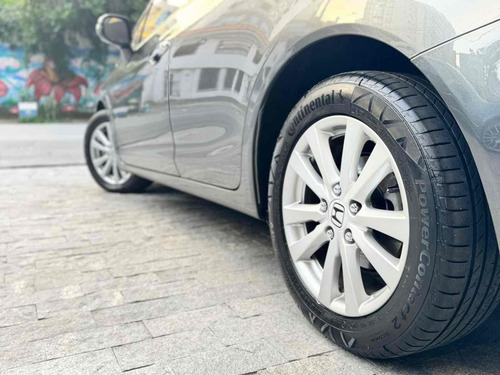 Honda Civic 1.8 LXL 16V FLEX 4P MANUAL