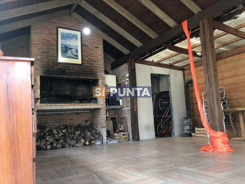 Imagen 12 de 25 de Casa En Jardines De Cordoba - Punta Del Este