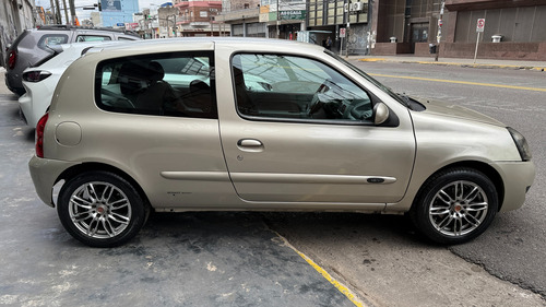 Renault Clio 1.2 Authentique Pack I 75cv