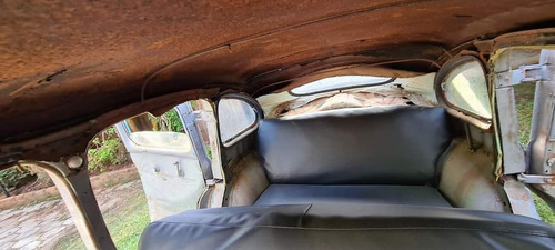 Ford Ford V8 1946 Sedan