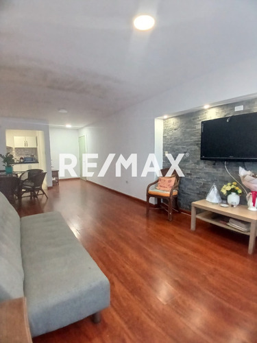 Apartamento En La Orquidea, Urb. Maneiro, Isla De Margarita Cod: 1222