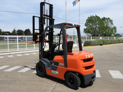 Autoelevador Toyota Fdzn25 - 2,5 Tn - Diesel - 0hs. Fsv4700
