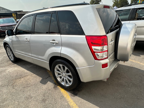 Suzuki Grand Vitara 2.4 Gl L4 At