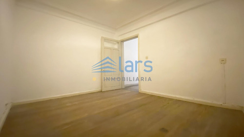 Imagen 5 de 8 de Apartamento En Venta / Cordón - Inmobiliaria Lars