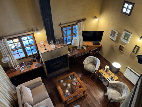 En Venta Espectacular Casa De Categoria En Agua De Oro
