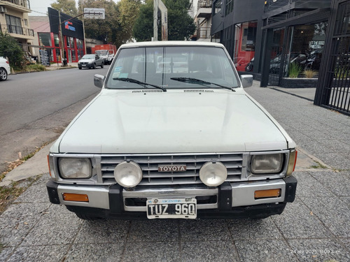 Toyota Hilux 2.4 S/cab 4x2 D