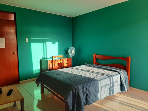 Habitación Amoblada En Los Olivos
