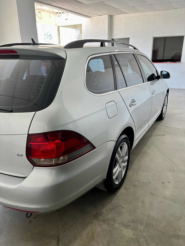 Imagen 10 de 23 de Volkswagen Vento Variant 2011 2.5 Advance Autoargentina