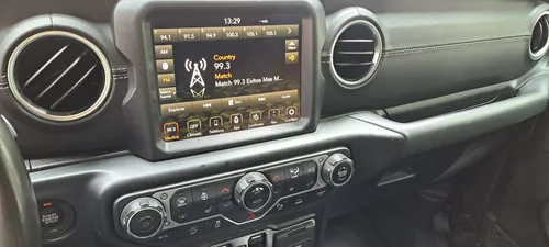 Jeep Wrangler 3.7 Unlimited Sahara 3.6 4x4 At