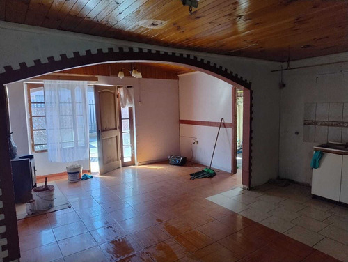 Casa En Venta 4d 1b Y 3est En Coronel, Biobío