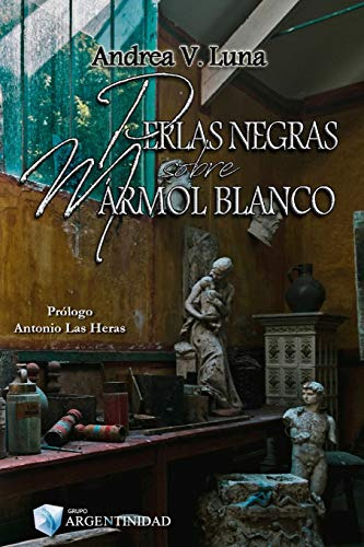 Perlas Negras Sobre Marmol Blanco