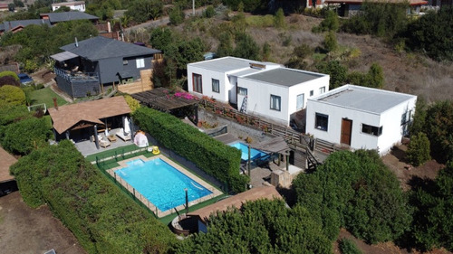 Se Vende Gran Parcela Con Casas