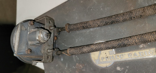 Radio Ford De Los 30 Dial Y Caja No Se Si Ésta Es Del Modelo (Usado)
